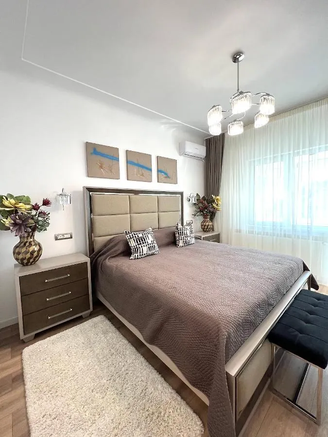 Sky View - Luxury Apartament - Sanador Victoriei Bucharest