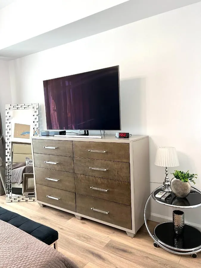 Apartment Sky View - Luxury Apartament - Sanador Victoriei Bucharest